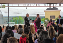 Celebra Gobierno Municipal el Día del Maestro con reconocimiento al Dr. Pedro Covarrubias