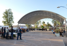Inaugura Arturo Zubía techumbre de la Plaza Jorge Mora junto a la Hermandad Biker