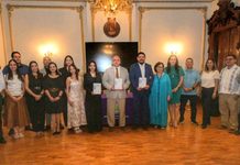 Presenta DIP-UACH libro de metodología para fortalecer la investigación en ciencias biomédicas