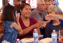 Lleva NutriChihuahua alimento a familias de Punta Oriente