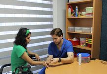 Fortalece IMPAS movilidad de personas con parálisis cerebral mediante rehabilitación física